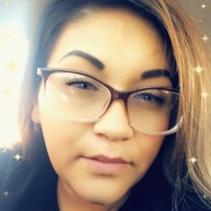 Meet your Posher, Priscilla